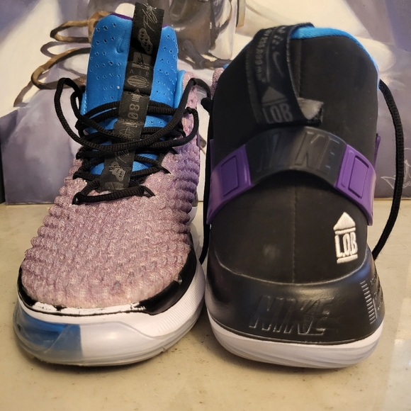 Men's Nike Alphadunk Basketball Shoe, size 10 - Picture 13 of 16